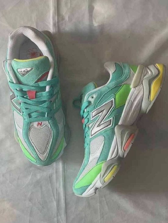New Balance Shoes - New Balance Aqua Green, White & Neon Accent Running Shoes